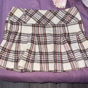 Mudd Women's Plaid Mini Skirt - Cream and Brown